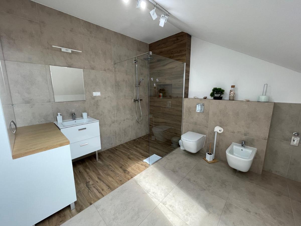 Apartament Rynek 13 Z Parkingiem - Centrum Bochni Bochnia Exteriör bild